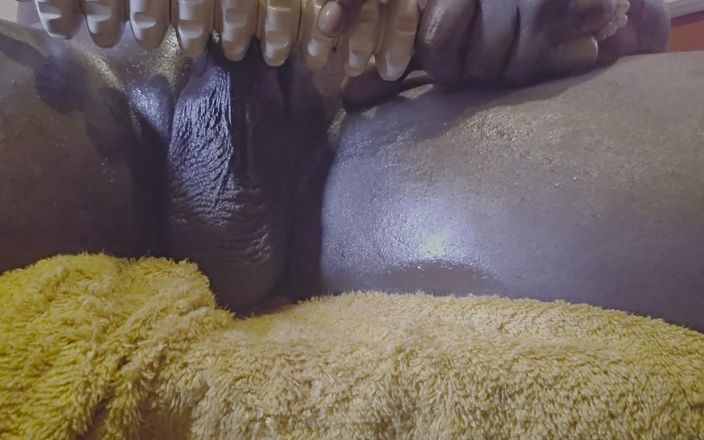 Tony_longStroke: मोटा बड़ा काला किचन में हिलाता है कोई शर्म की बात नहीं, सिर्फ स्ट्रोक