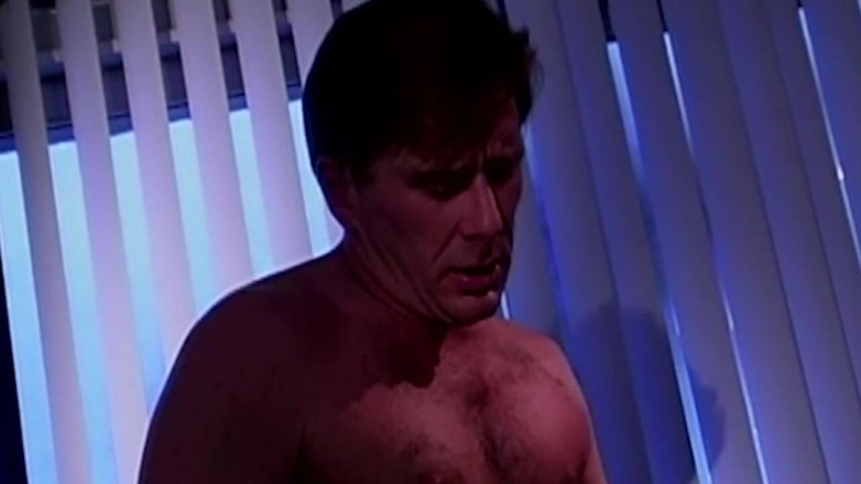 Onlyxfans: Une beauté blonde en lingerie blanche aime le sexe torride