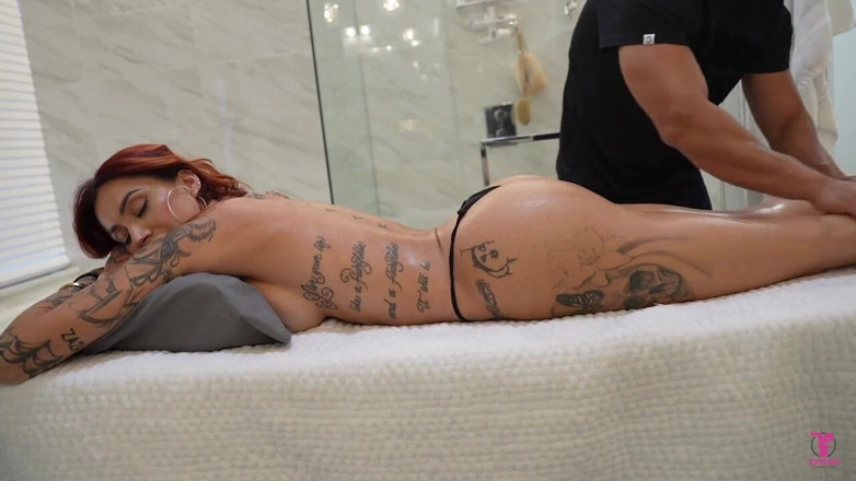 Teddy Tarantino: I Gave Tattoed Baddie Alby Rydes a Massage &amp; She Got...