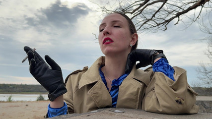 Hottie goddess: スモーク・スピット・セダクション