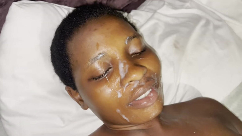 Africanbestsex007: Cowok kulit hitam cuma seks threesome ganas, dicrot di muka,...