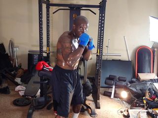 Hallelujah Johnson: Rutina de entrenamiento de boxeo