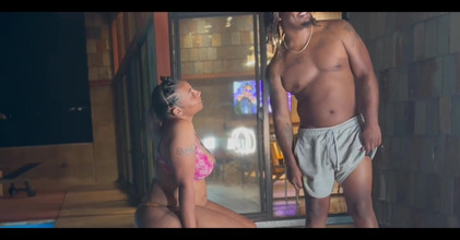 Bigbootybackshotz: saudara perempuannya di pesta mereka, dia kira aku akan pergi...