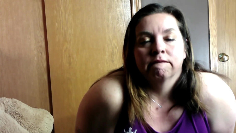 SexyNEBBW: Sexy BBW exercise ball blowjob