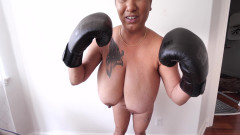 Stephanie Roberts: ダニー・フルボクシングマッチ