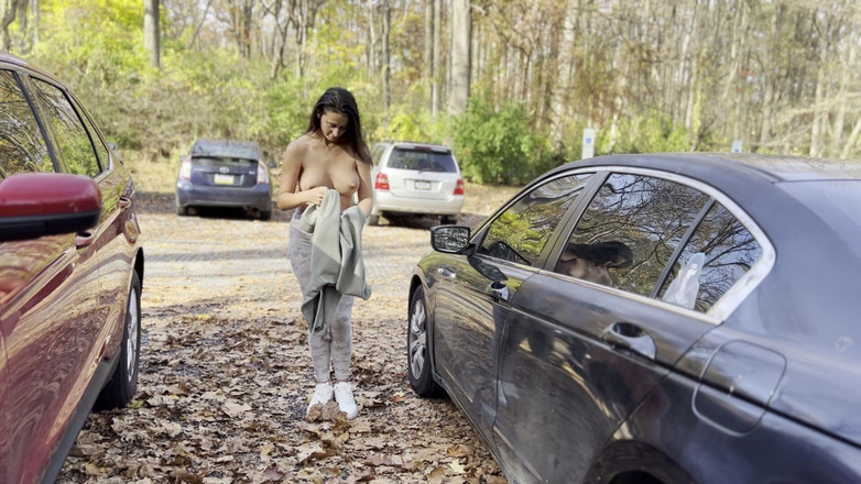 Sweet Buttocks: Rychlá výměna oblečení mým autem v parku