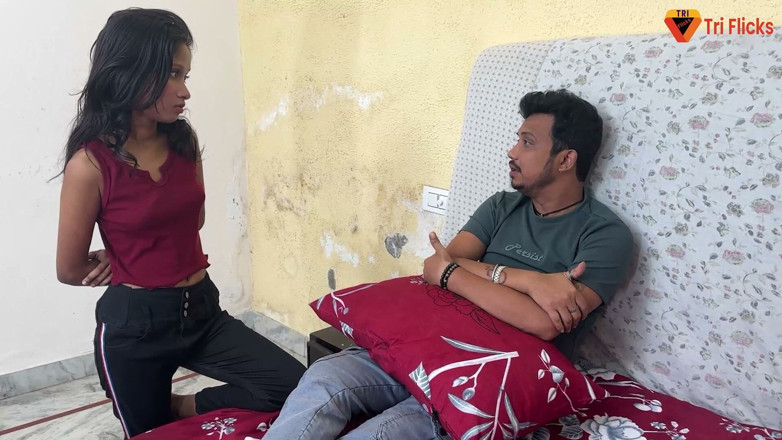 Triflicks: Maa Gayai Thy Bahar ถึง Sautele Pita Nai Apni Beti Kai...