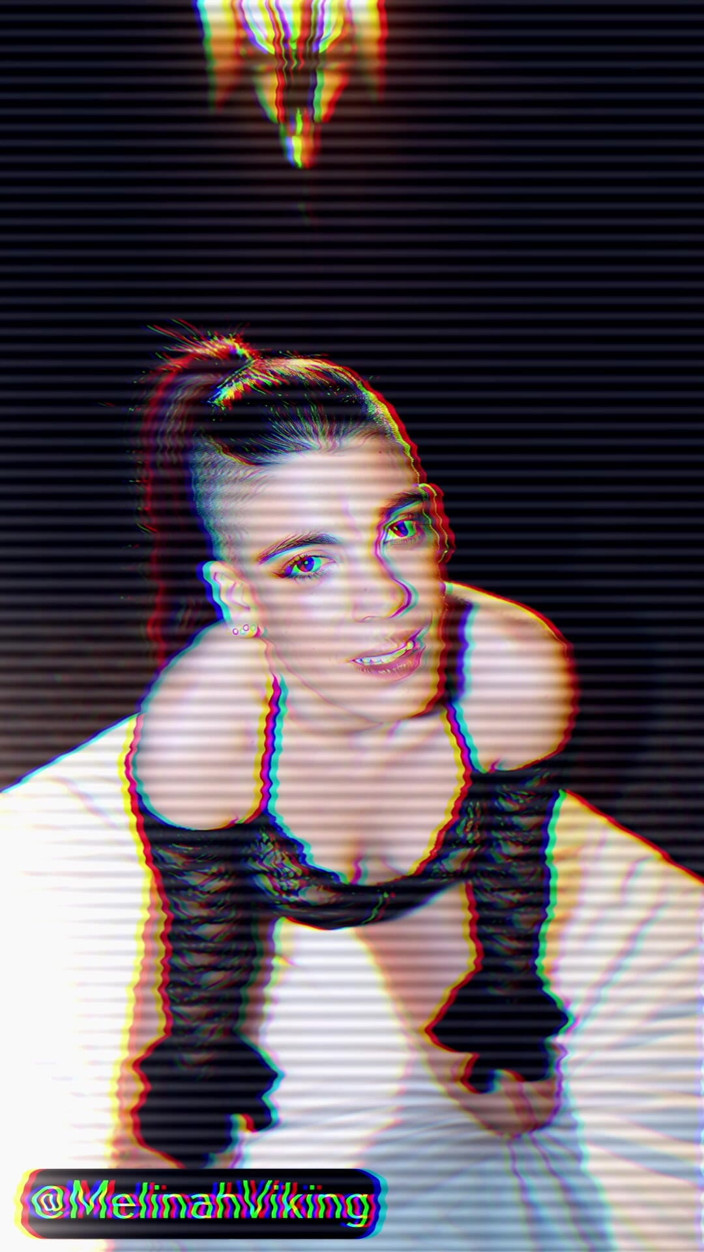 Melinah Viking: Dripping with Honey