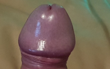 Pellefnatt: Můj manžel leží na pohovce a zkouší svůj nový prsten...