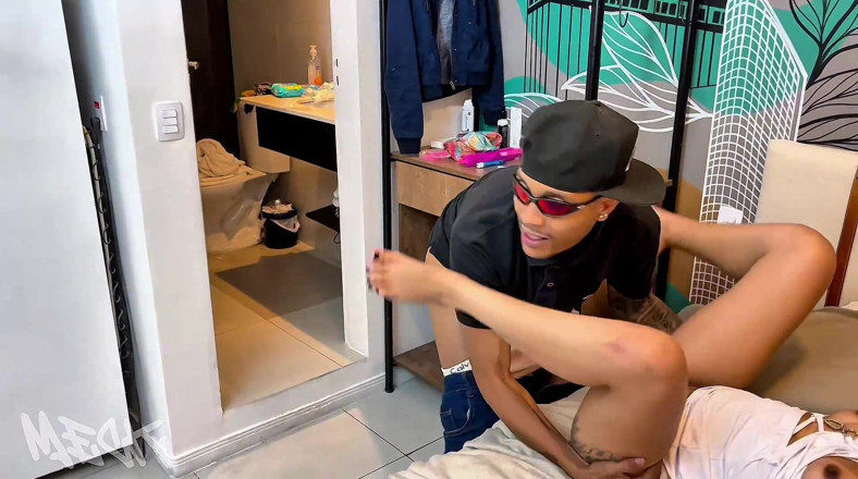 Meck: Pequeña visita de la traviesa Tiffany Carioca, la chica traviesa...