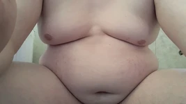 Branlette risquée au travail...