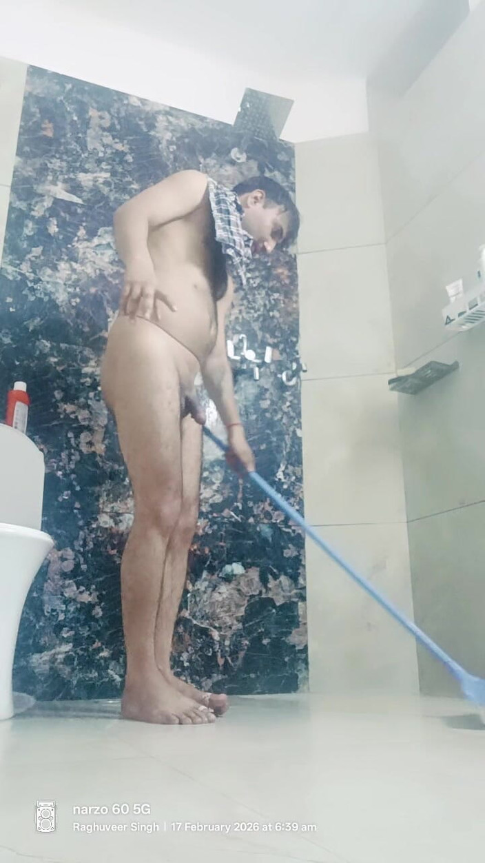 Rajasthani-old-lover: Uomo maturo desi che si fa la doccia