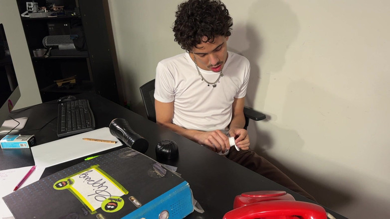 Dirty tricks gays: The Boss Is Outraged When He Catches the Employee Masturbating...