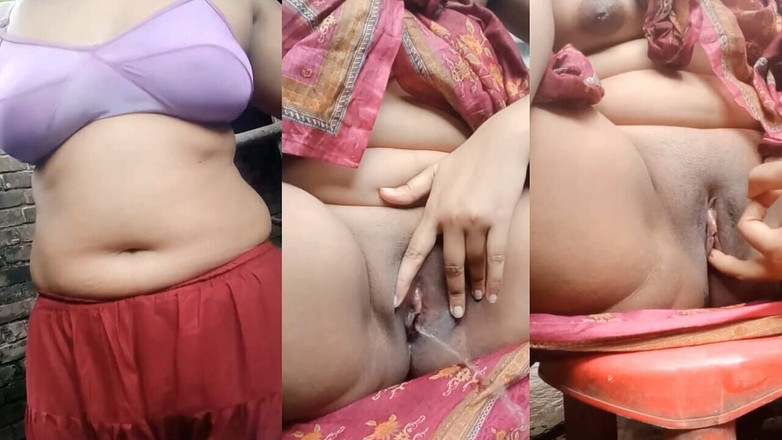 ModernBeauty: Je čas na koupel. Bangladéšská Bhabi se sprchuje a ukazuje šťavnatou kundičku. Čůrání...