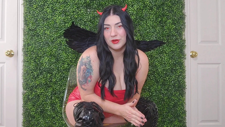 Julia Ryan: Sedotto da un succubus scoreggia