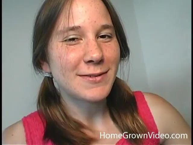 Homegrown Video: Alexia โดนแตกคาหีขนดก