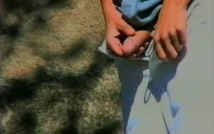 Gay RetroX VHS: Chicos en feliz erupción # 5