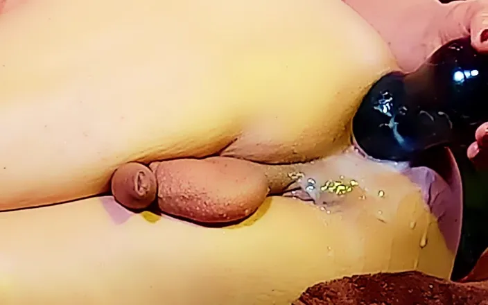 JenniferStarTS: Fucking My Sissy Big Ass with a Massive 3 Blocks Dildo