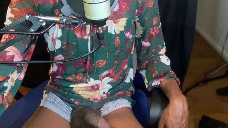 MerlinMystique: Con cặc chuyển giới lớn nhảy trước khi cô ấy xuất...