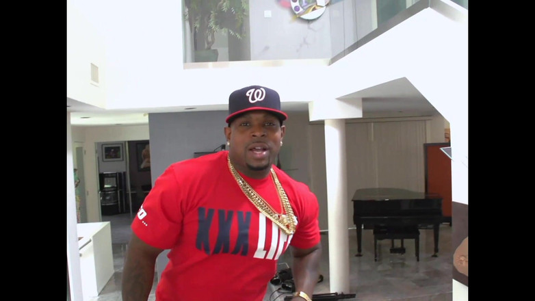 Just X Star: Porno interrazziale con una insaziabile troia bbw bianca