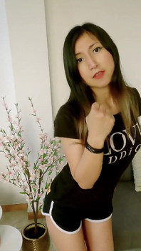 나는 너의 작은 의붓여동생이고 내 입에 사정해줘 - 스페인어 JOI