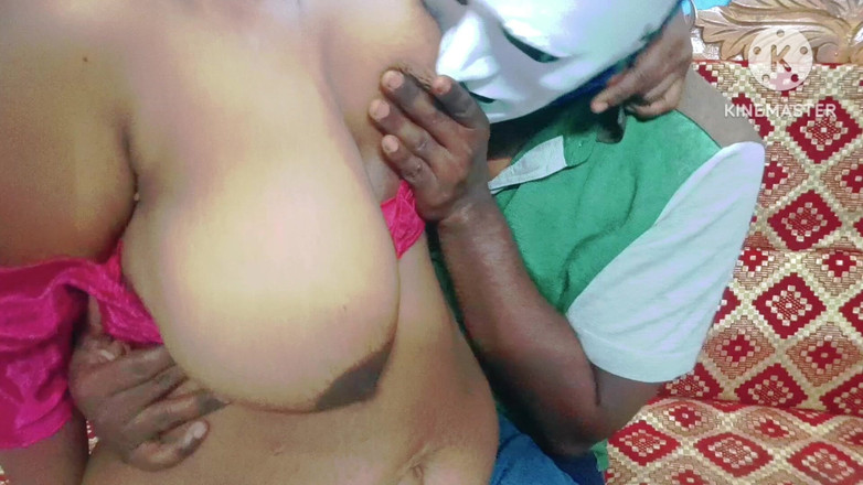 Sweethoneybgl: 남편이 집에 없을 때 좋은 타격과 정액 삼키는 인도 바비 - 타밀 음탕한 오디오