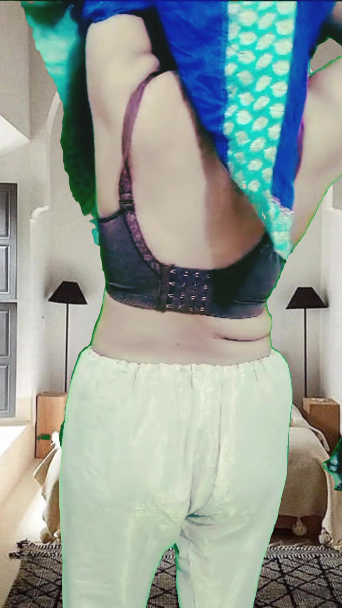 TestyFoundation: Hijub 暨 家庭主妇 steffi 金发女郎