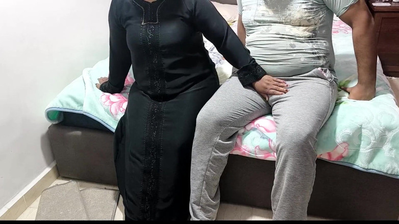 Arabic Bbw: ฉันเย็ดคุณแม่เลี้ยงกับเพื่อนฉัน