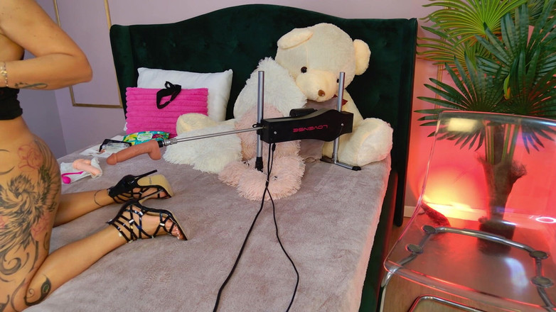 KirraWhite: Morgonöverrasningar för den blonda grannen-kirrawhite