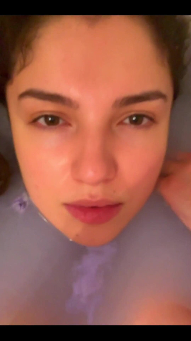 Getting a Bath After That Long Day (Elizabeth Stewart) Getting a Bath After That Long Day (Elizabeth Stewart)