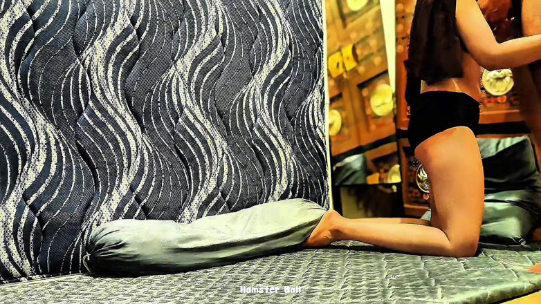 Hamster_Ball: Une amatrice malaisienne indienne que j’ai baisée avec son hijab