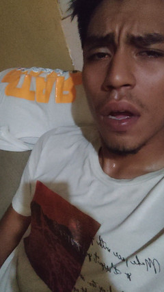 AlexAlejandro13: 얼굴을 수용