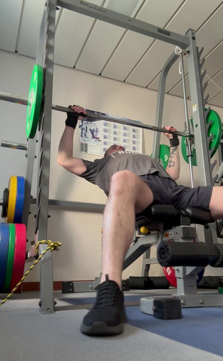 JDaddyxxx: Program Gym Time Chest Day Tidak Lemah Itu Sulit Bahkan...