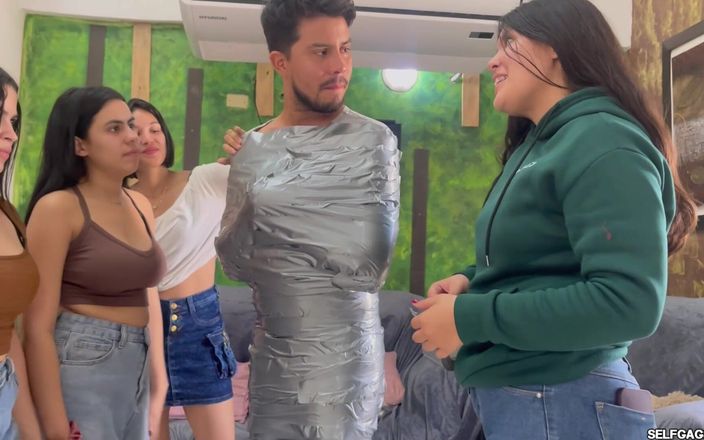 Selfgags femdom bondage: Tiada Autographs, Tiada Belas kasihan: Selebriti terikat dan didiami oleh...
