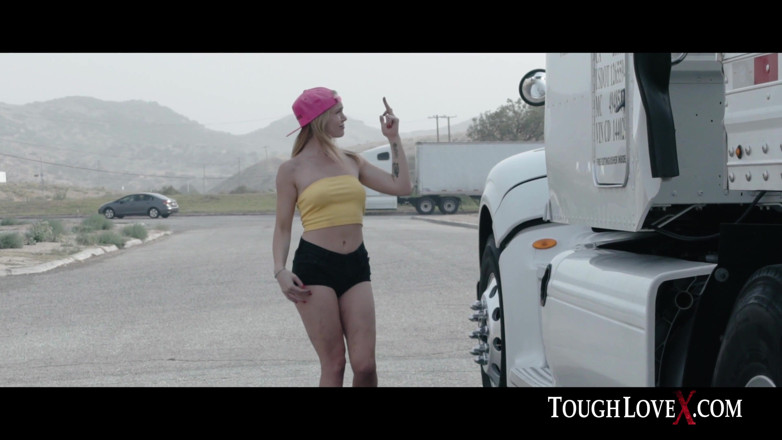 ToughLoveX: Toughlovex - la lagarto de lote Nikole Nash se encuentra con...