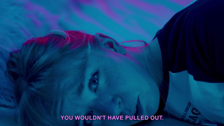 Jolie Lyon: Menonton lucah dengan sepupu tiri membawa kepada kali pertama