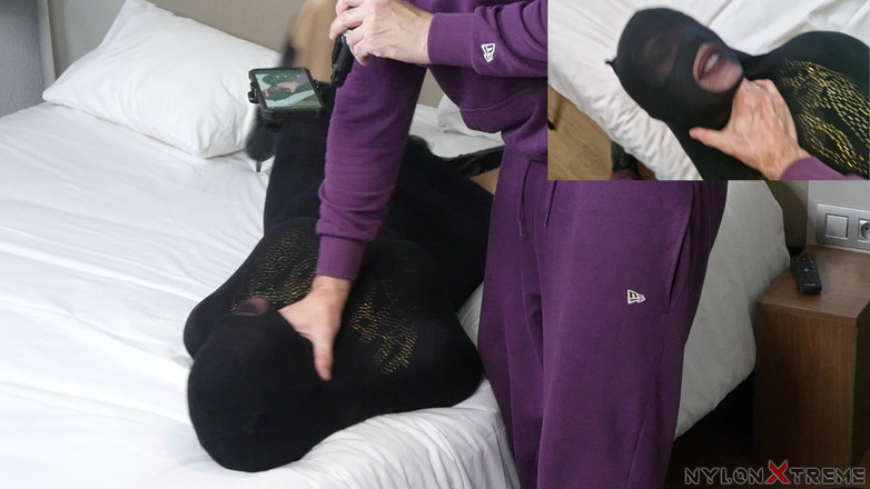 Nylon Xtreme: Нора Фокс вернулась и пытается украсть у меня