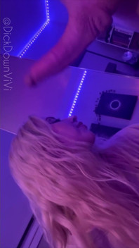 Tvůj penis vypadá těžký, nech mě ho vykouřet