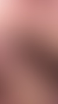 Magnificent babe fucks and gets creamed