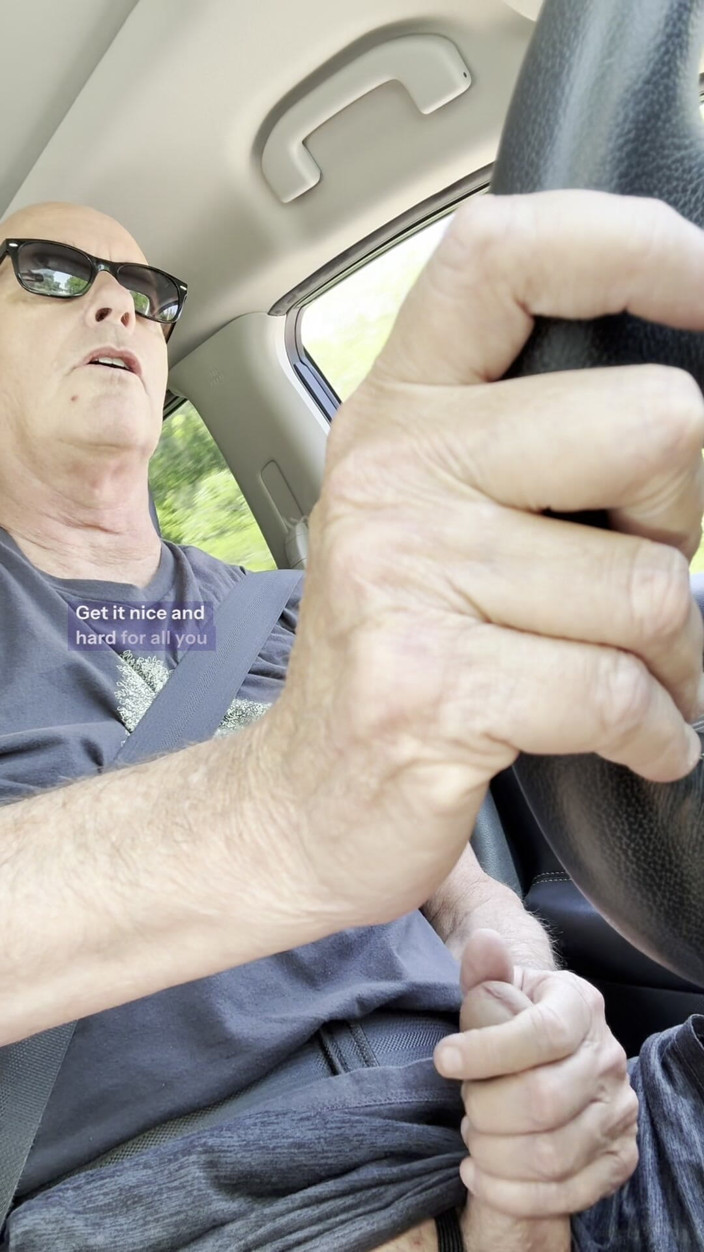 ProfessorPaul: Stepdaddy Jerks in While Driving