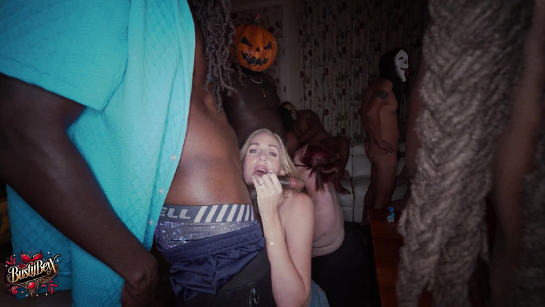 Busty Bexx: 22 사람 짜증 난교