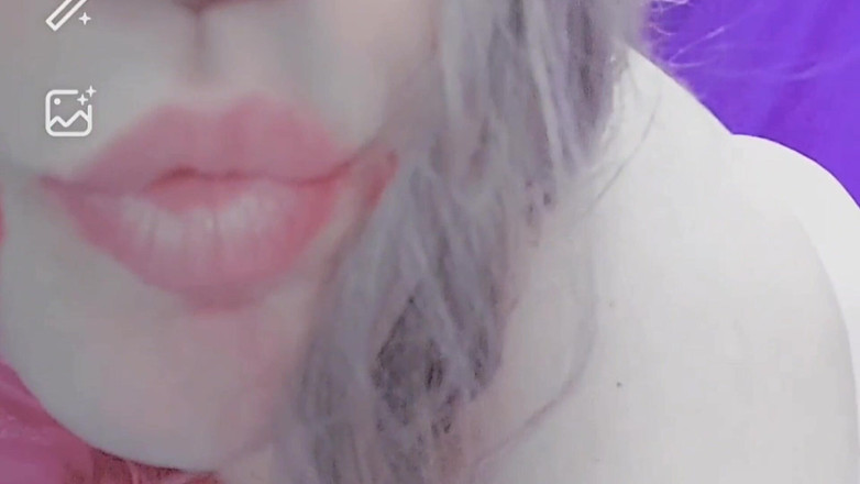 Kitty_Cross: Người mặc quần lót mông to nóng bỏng một mình ở...