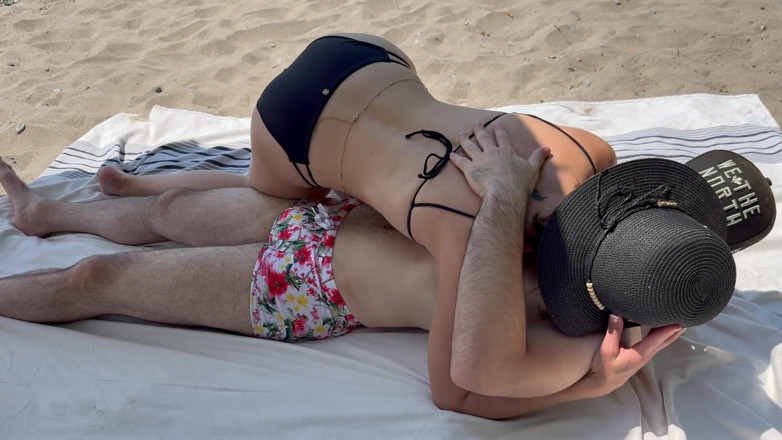 Serenity Cox: Ehefrau bekommt creampie und gesichtsbesamung von ehemann und freund am...