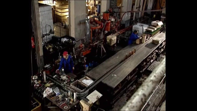 BB Xzess: Busty Blonde in Fist, Piss and Milk Enema!