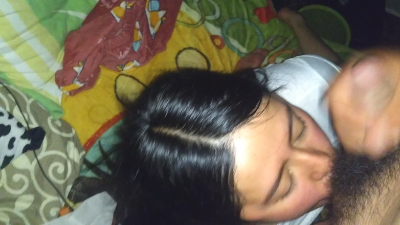 Jhony Cruz: Joven vecina cachonda con excelente culo grande