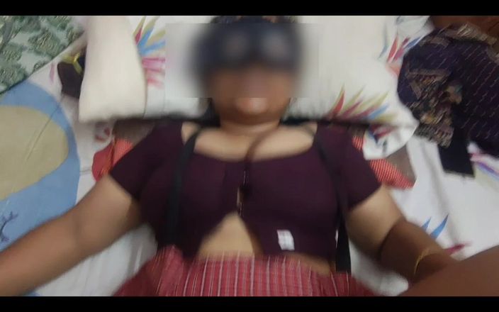 Black &amp; white desicat: Soție sexy bengaleză Visaakaa face sex dur cu fostul ei...