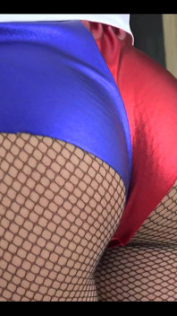 Horny Harley Cosplay