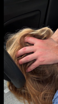 Pompino in Auto Salivoso Mentre Le Auto Passano in - Pubblico Rischioso