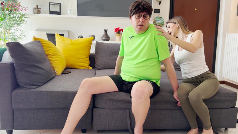 MissLeggings: Stepson's Mature Physiotherapist Reveals Young Man's Perversion for Mature Women...