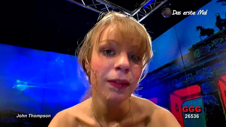 GGG John Thompson Studio: Ggg John Thompson - La Ragazza Tatuata Ingoia Sperma E Viene...